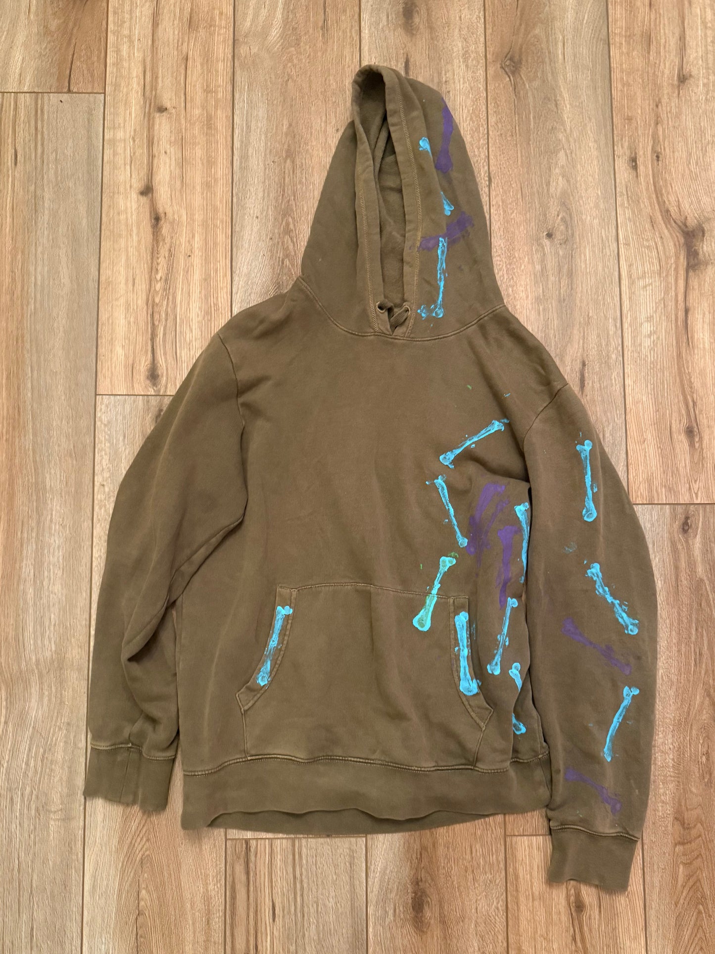 bones hoodie